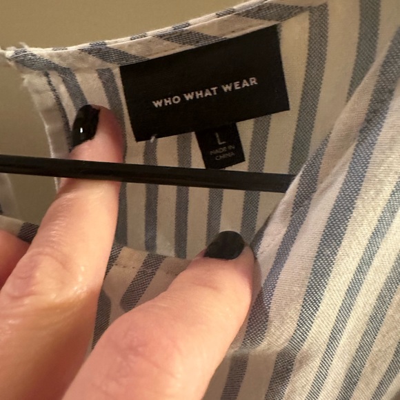 Cotton size large ruffle dress by: Who What Wear - Picture 2 of 3